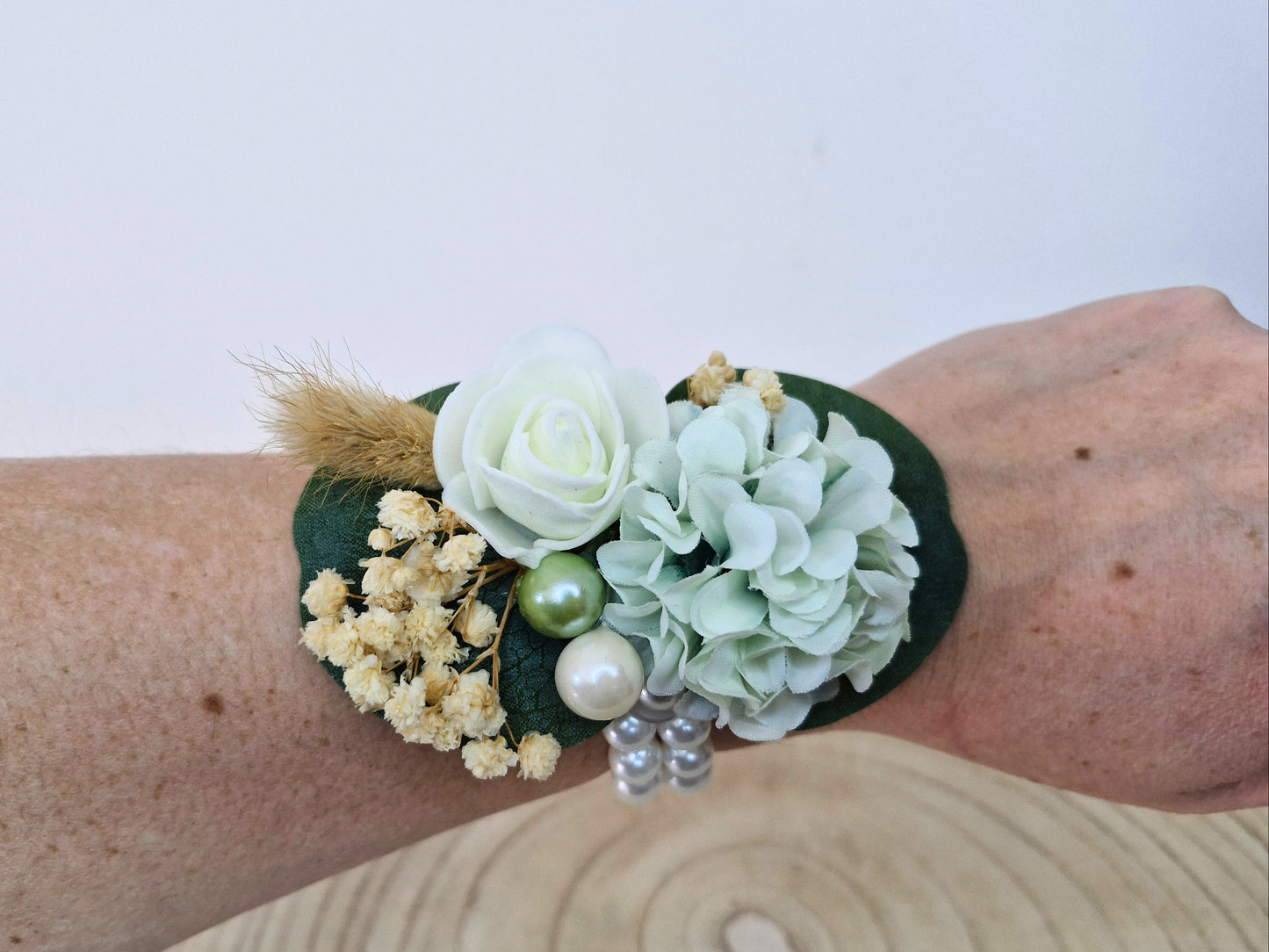 Beaded bracelet